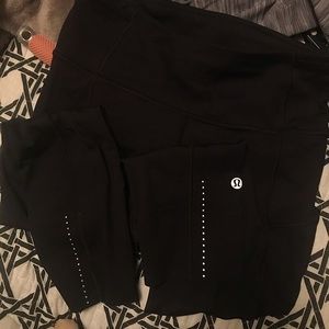 Lululemon crops